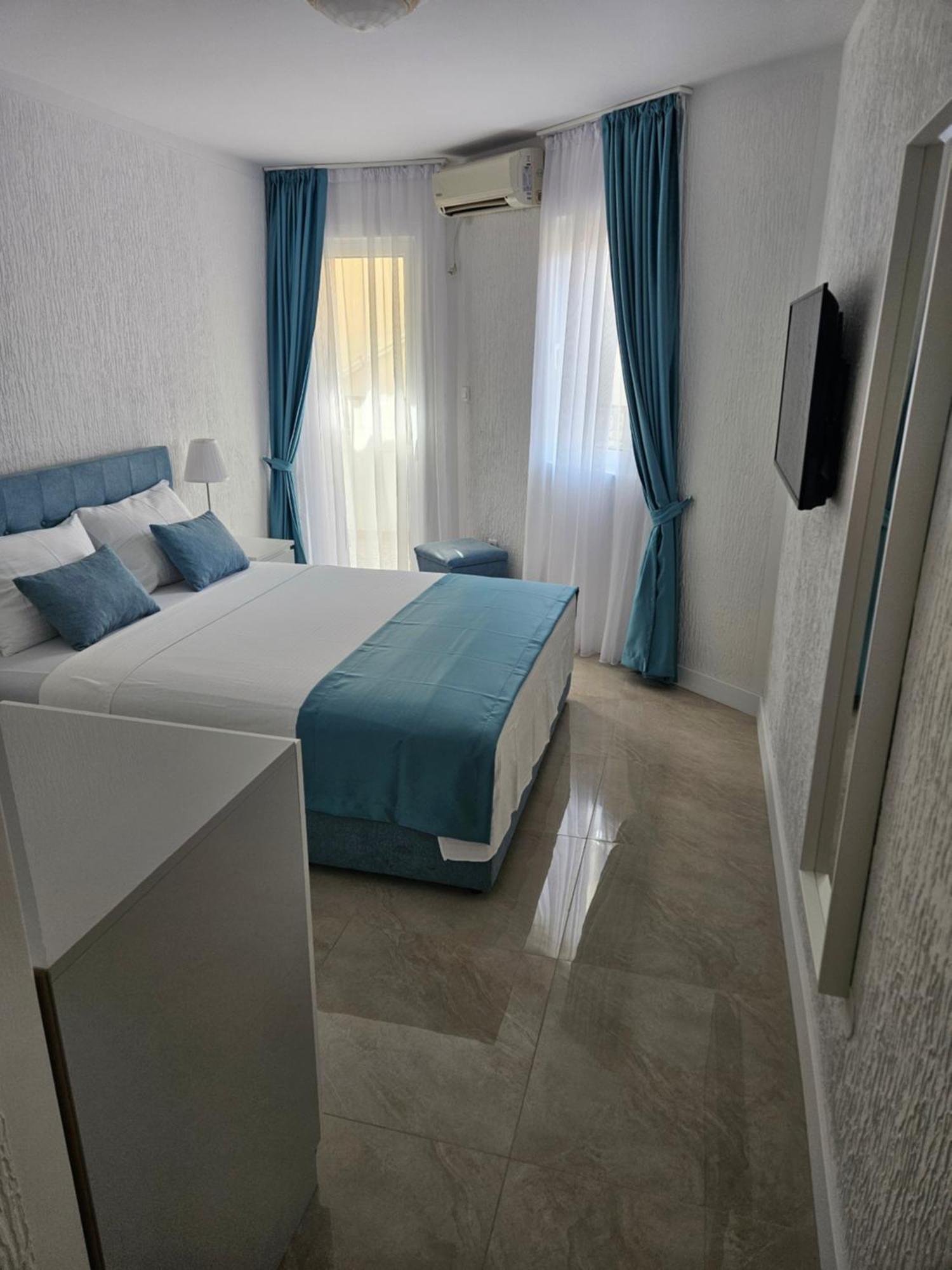 Venera Apartments Budva Luaran gambar